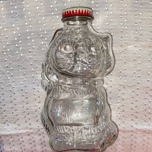 Sweet syrup bottle cat bank